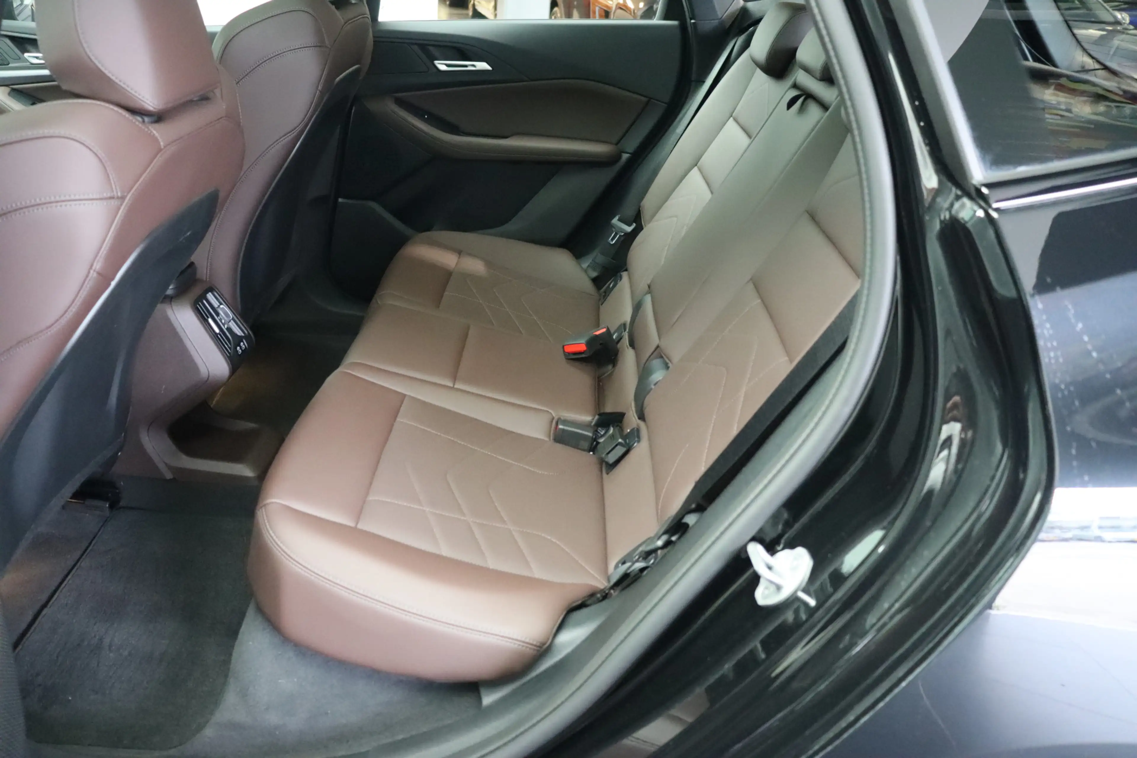 BMW 230 2 Serie Active Tourer 230e xDrive M Sport Automaat — photo 10