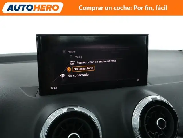 Audi Q2 view 20