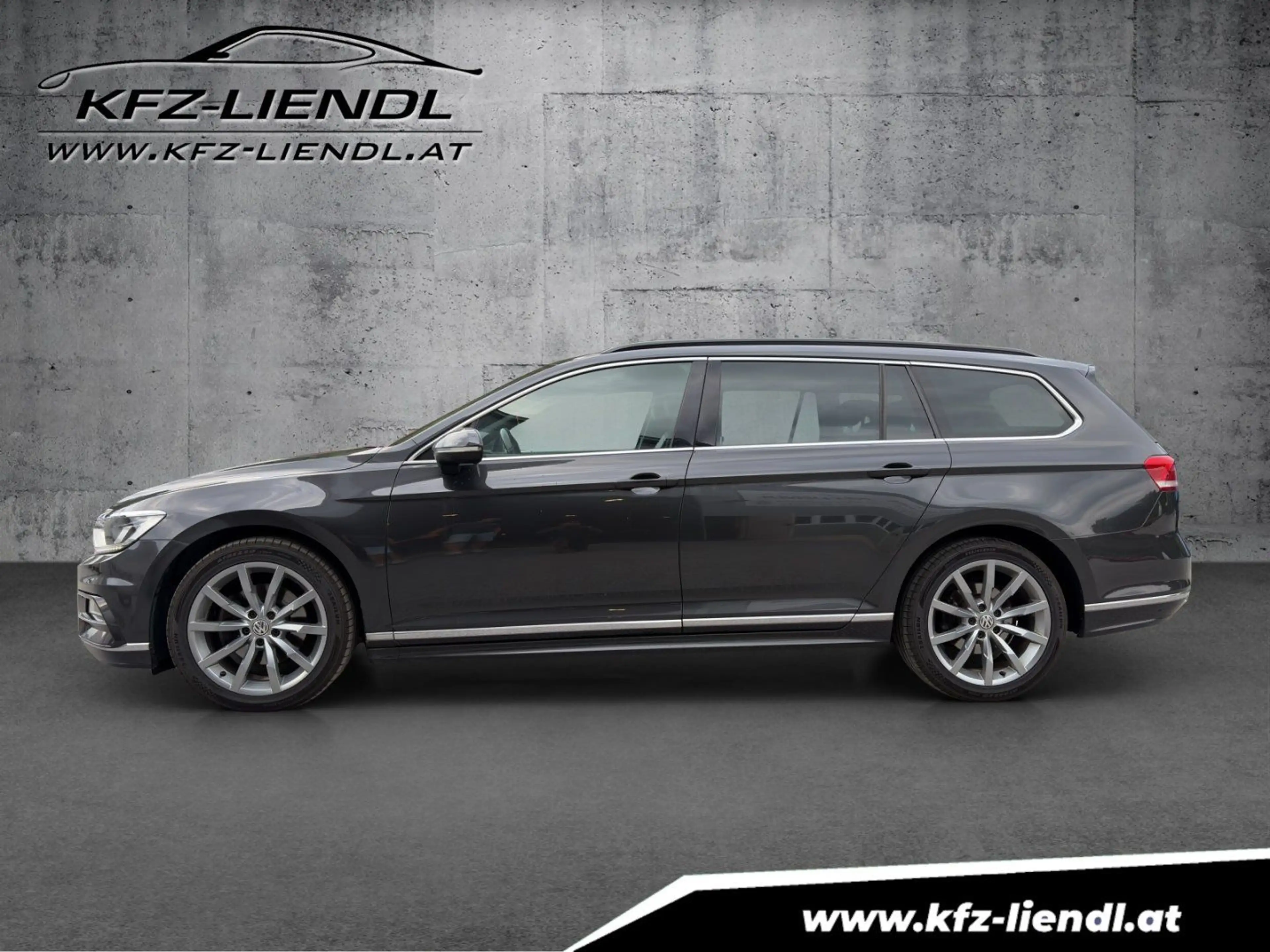 Volkswagen Passat Variant R-line — photo 2