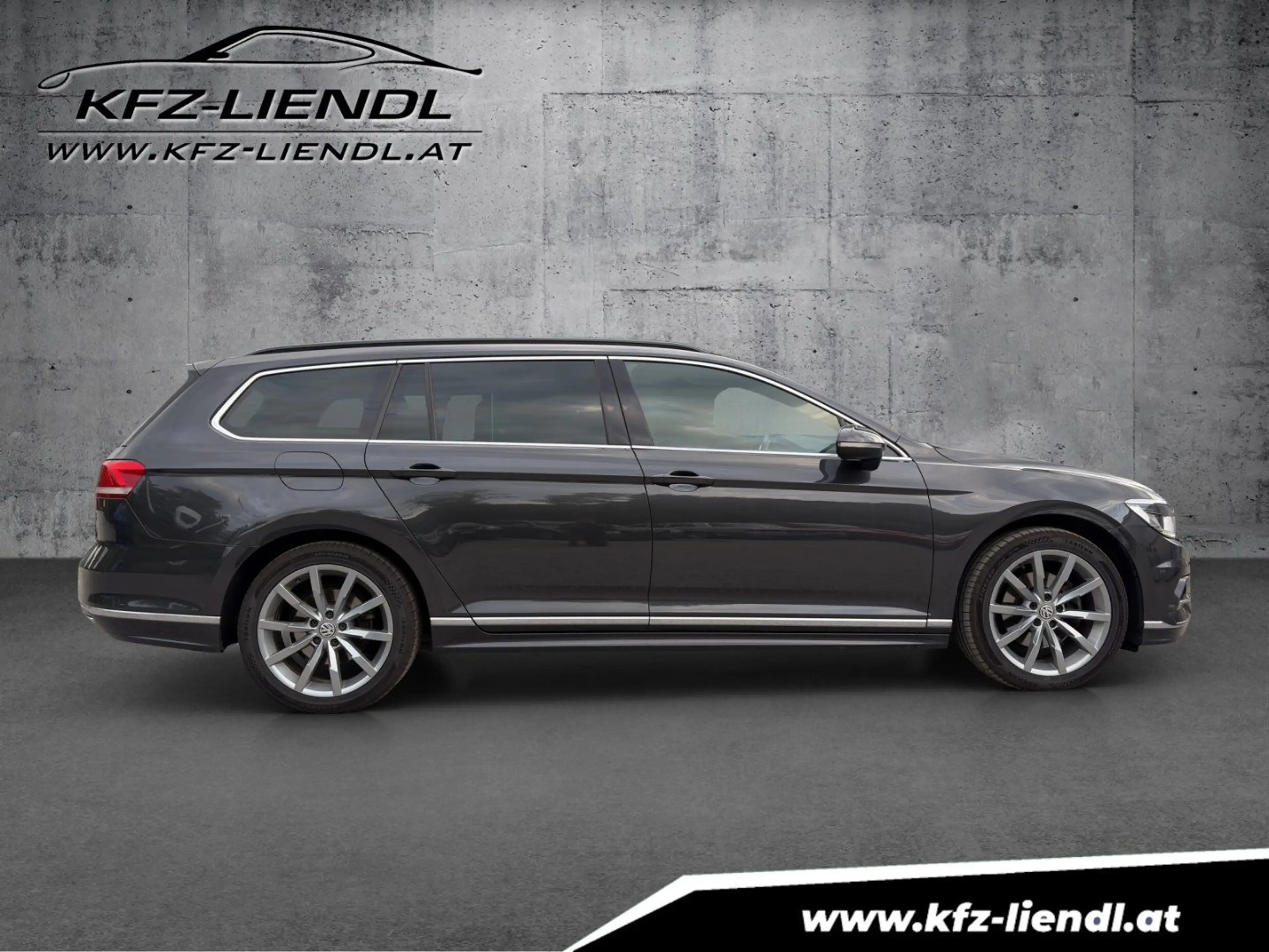 Volkswagen Passat Variant R-line — photo 3