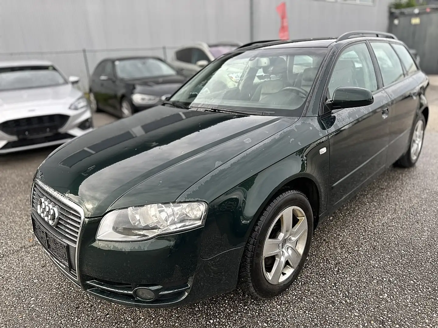 Audi A4 Avant 2,0 TDI quattro DPF Schwarz - 2