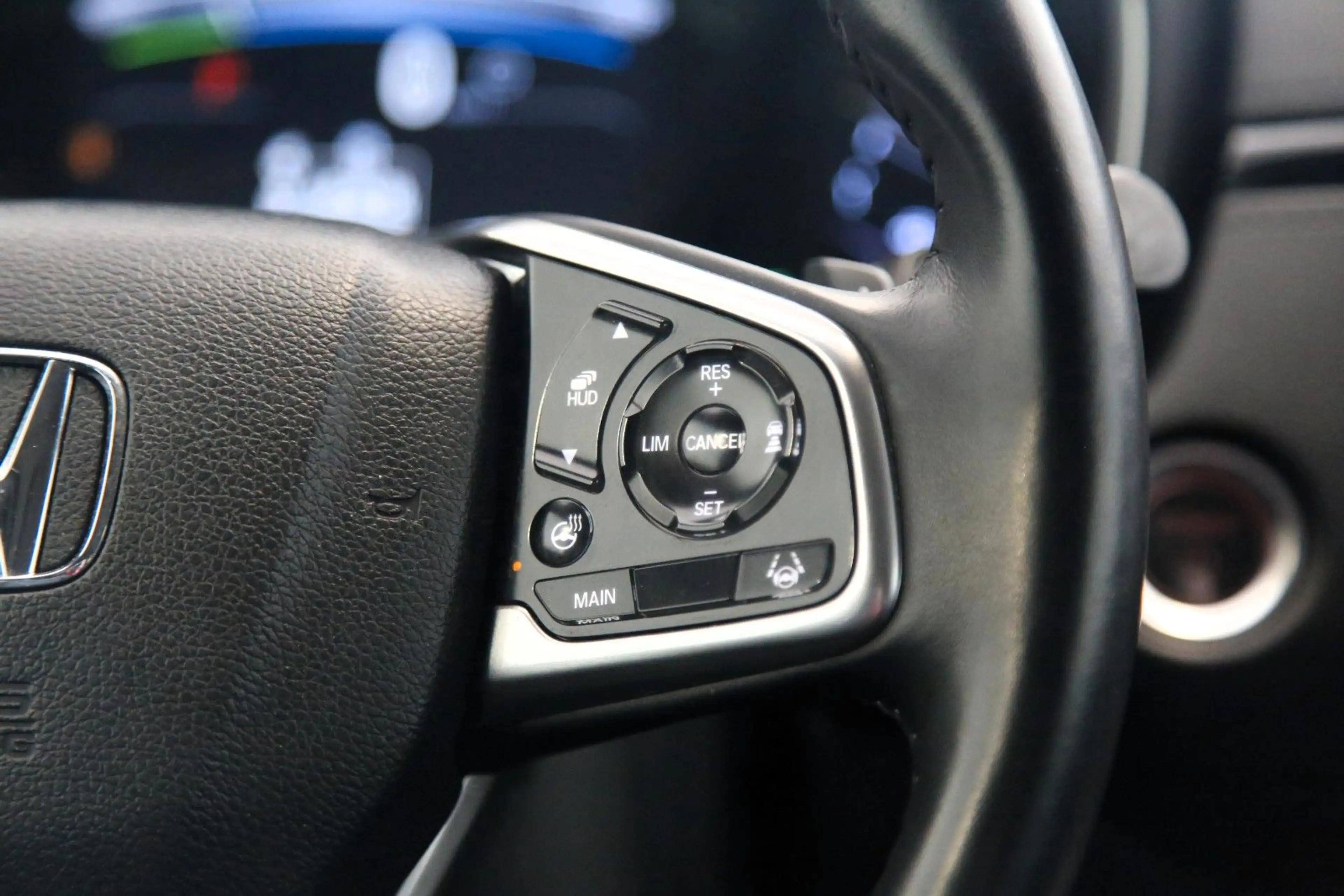 Honda CR-V 2.0 i-MMD HYBRID 4WD Executive — photo 17