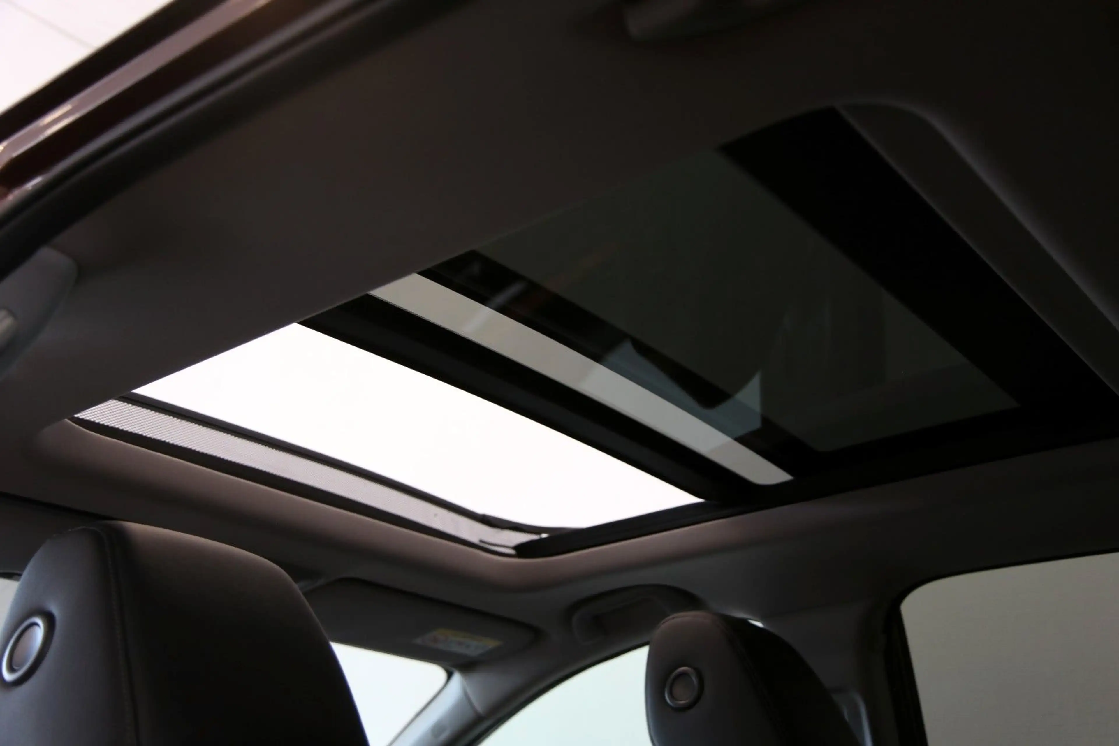 Honda CR-V 2.0 i-MMD HYBRID 4WD Executive — photo 13