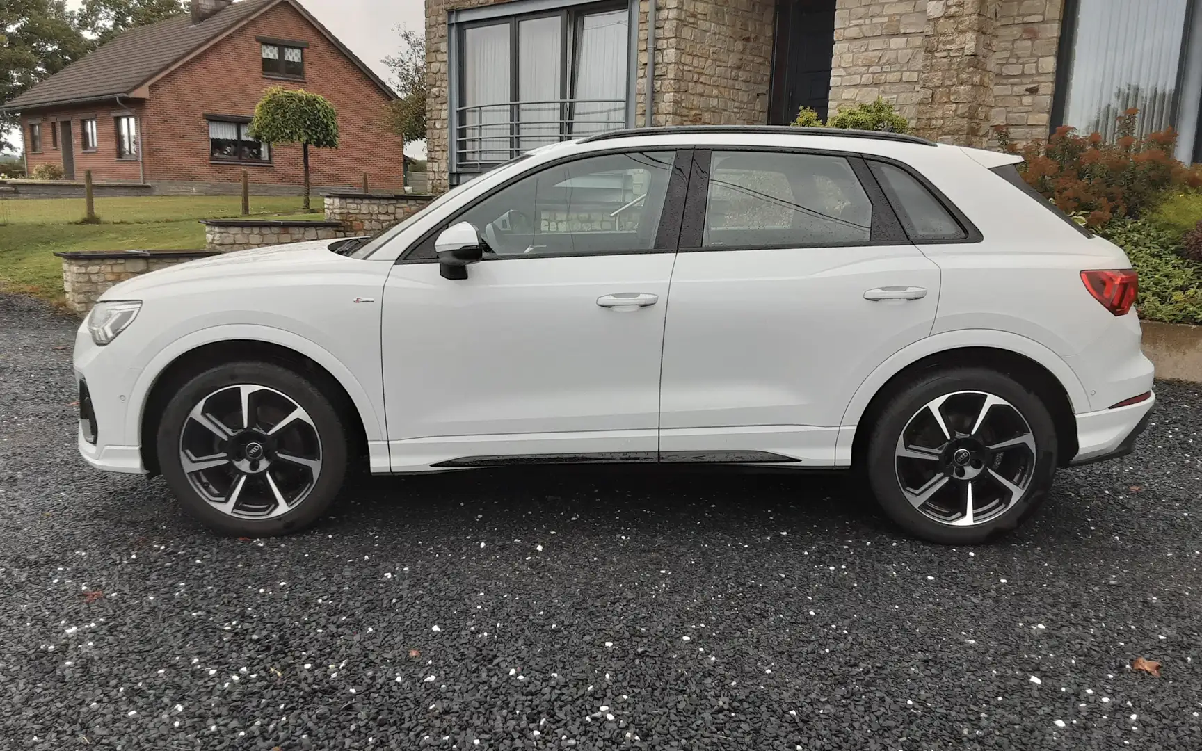 Audi Q3 S Line 35 TDi Quattro Blanc - 2