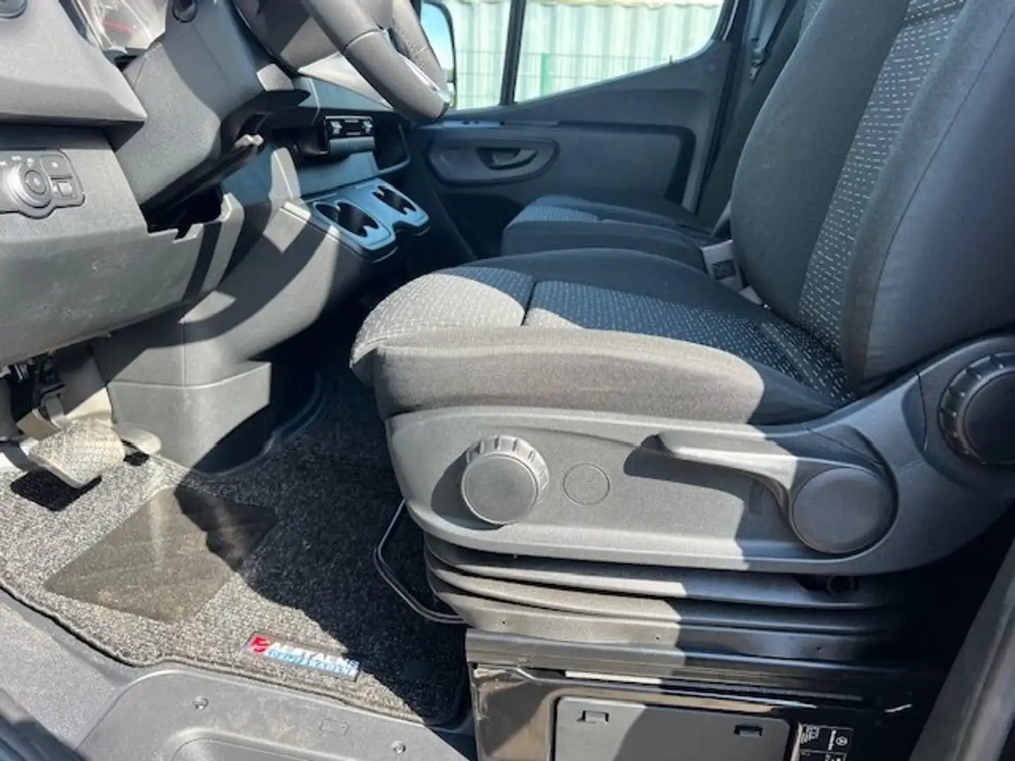 Mercedes-Benz Sprinter 317 L2H2 automaat 3.5 trekhaak € 51900 ex btw Zwart - 2