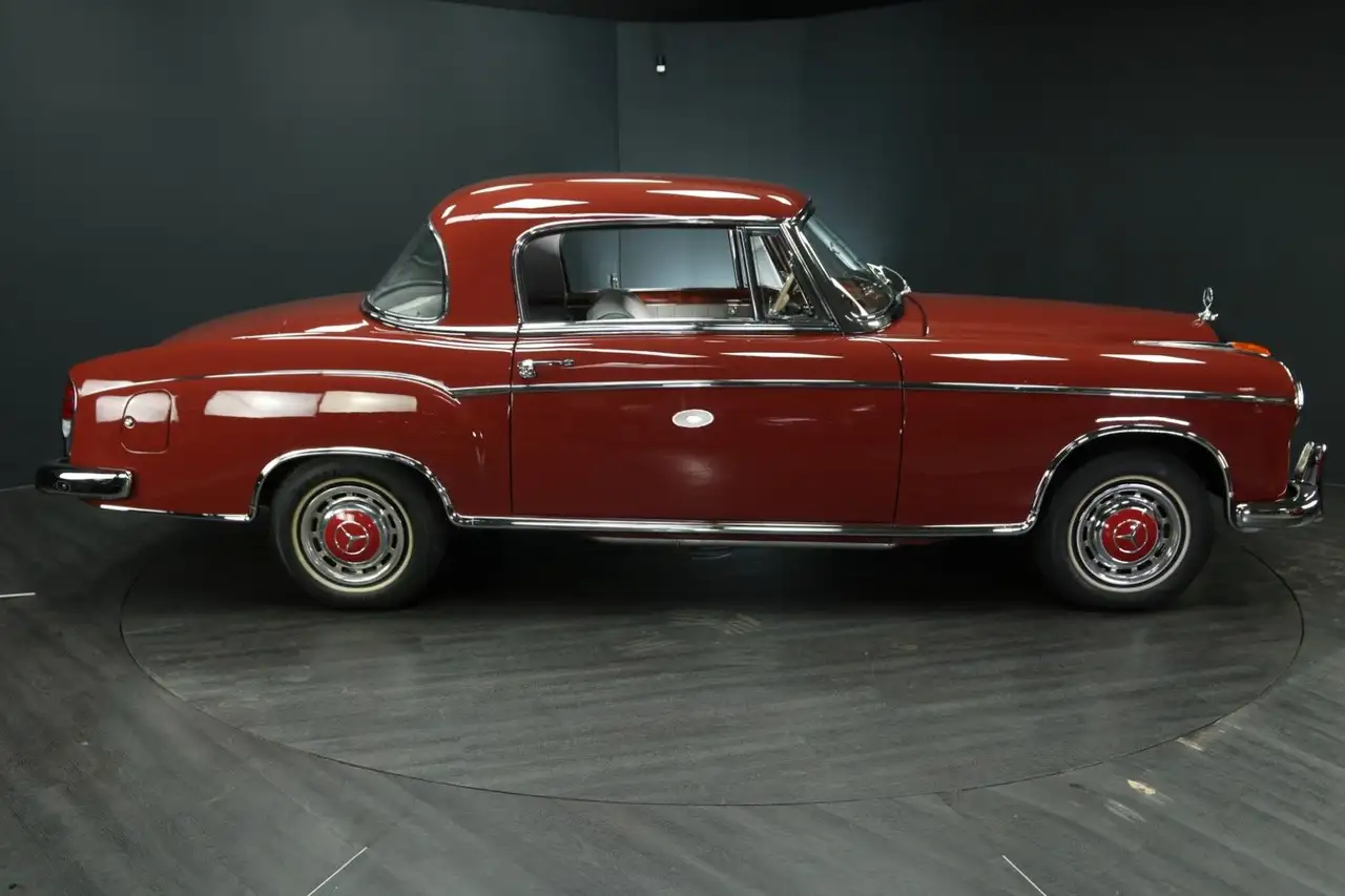 Mercedes-Benz 220 S "Ponton" Coupé, foto 6