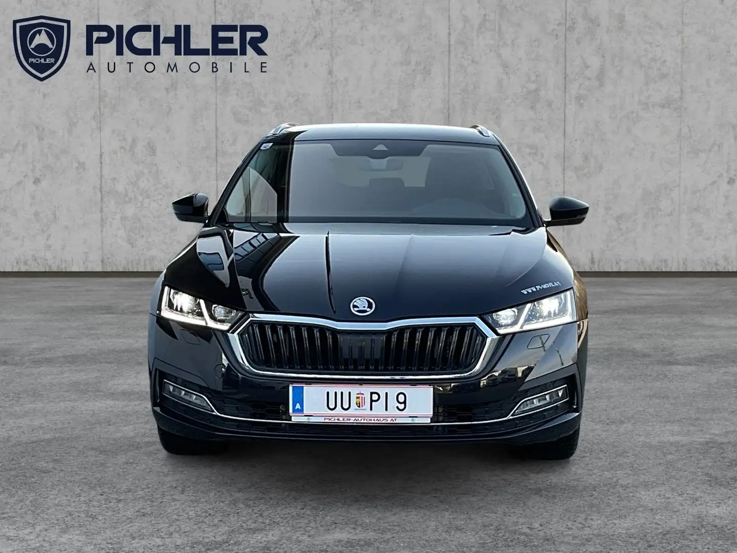 Skoda Octavia Style TSI e-TEC DSG Schwarz - 2