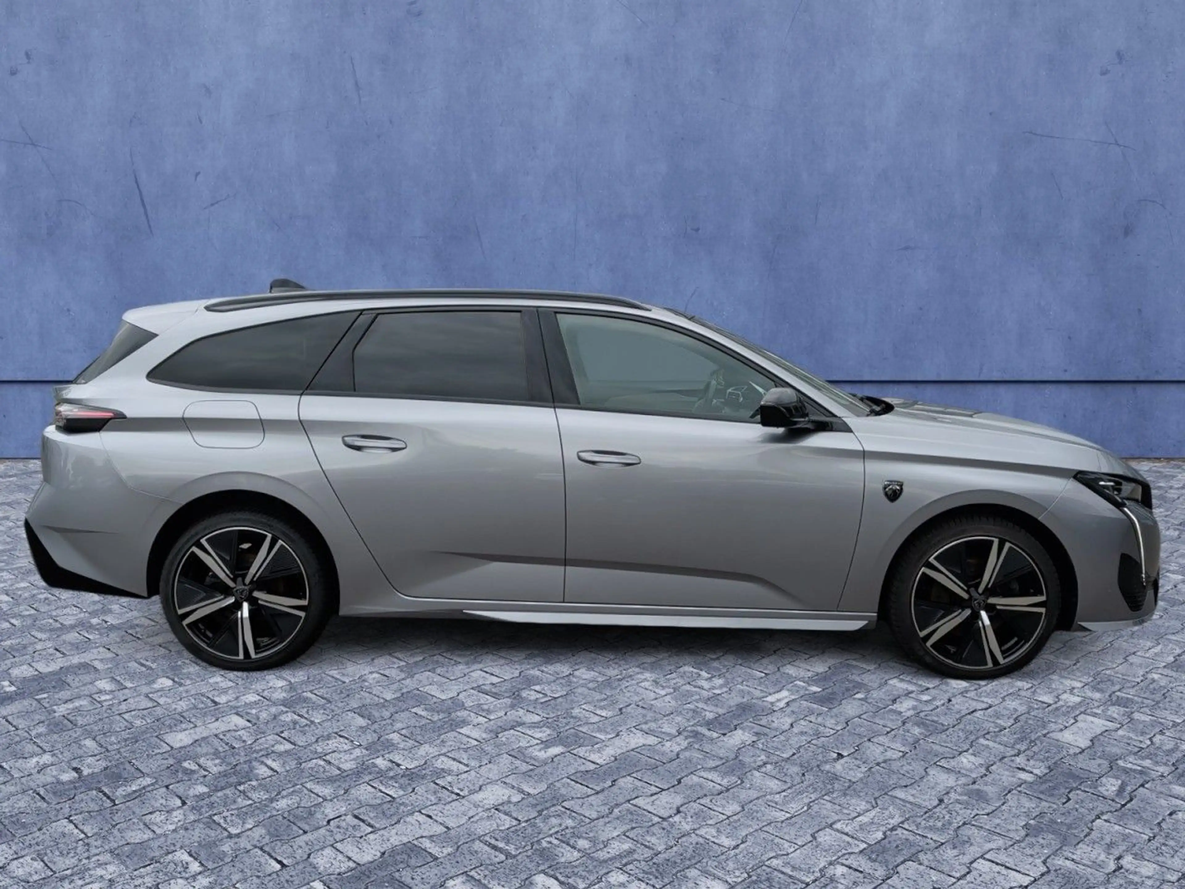 Peugeot 308 SW GT PureTech Autm+AHK+ACC+360-Grad-Kamera Klima — photo 8