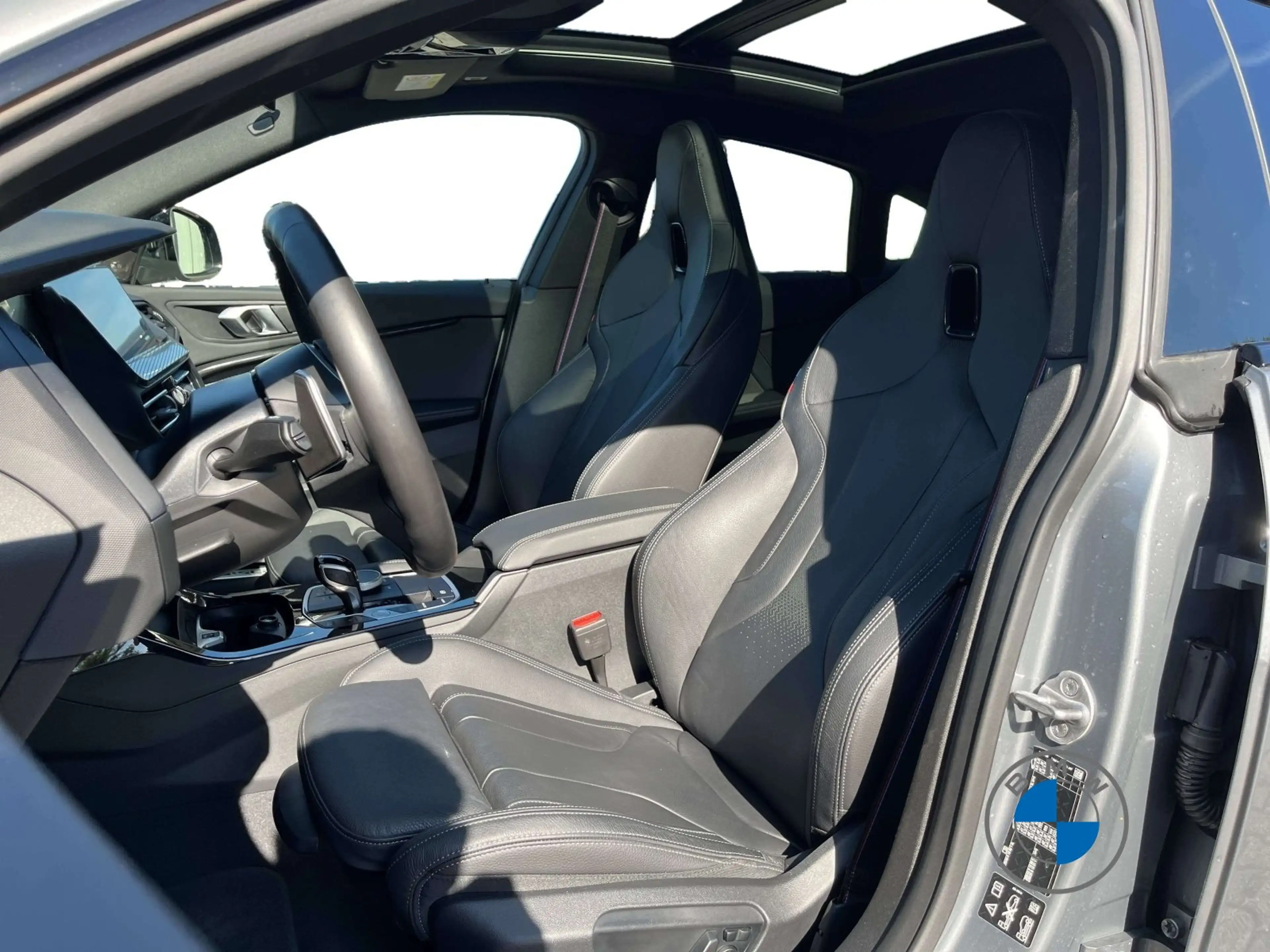 BMW 235 M235i xDrive Gran Coupé M Sport 19" Pano H/K — photo 10