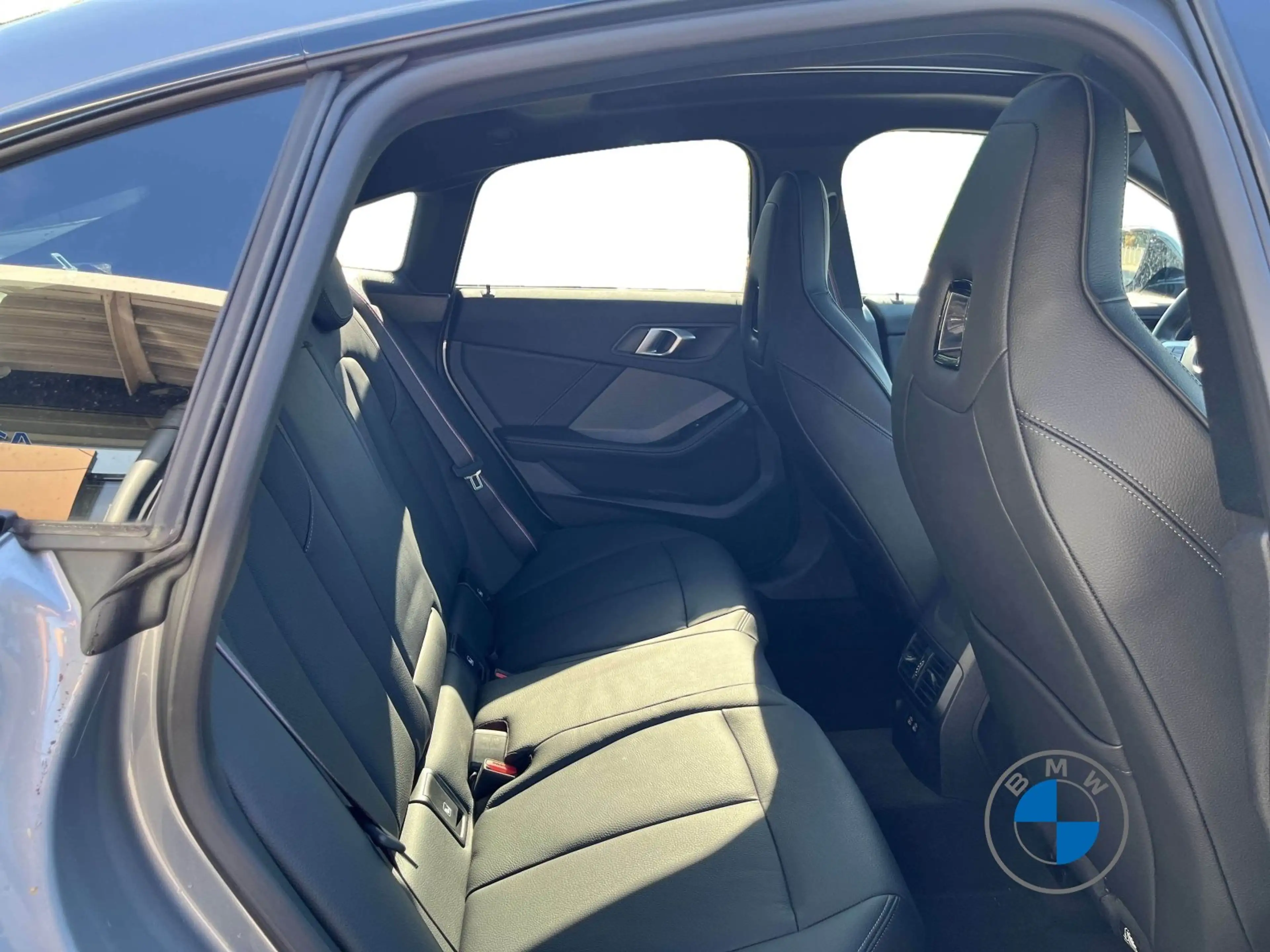 BMW 235 M235i xDrive Gran Coupé M Sport 19" Pano H/K — photo 18