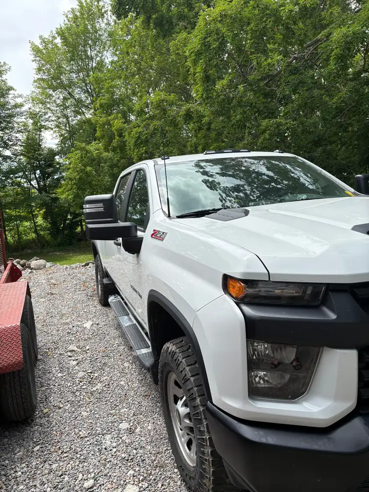 Chevrolet Silverado 3500 photo Chevrolet Silverado 3500