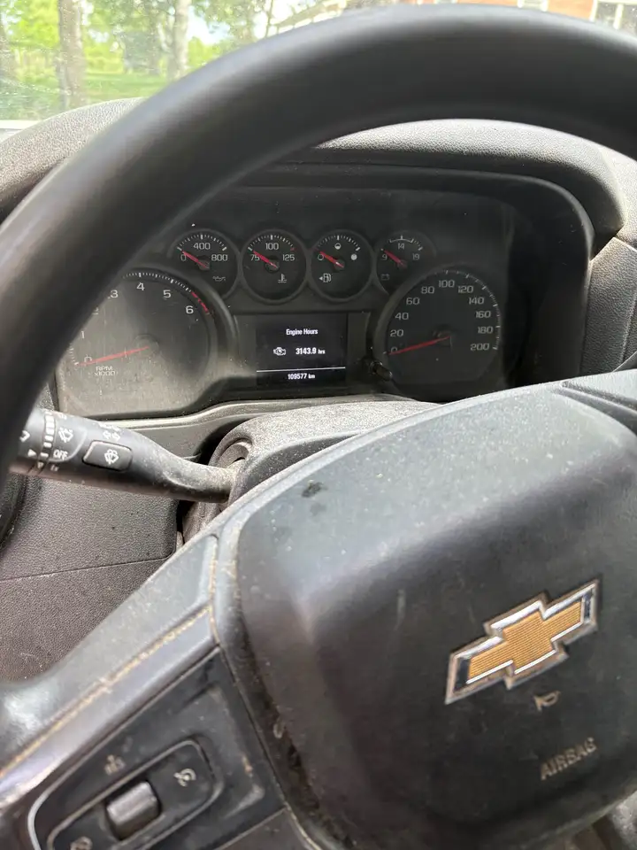 Chevrolet Silverado 3500 photo Chevrolet Silverado 3500