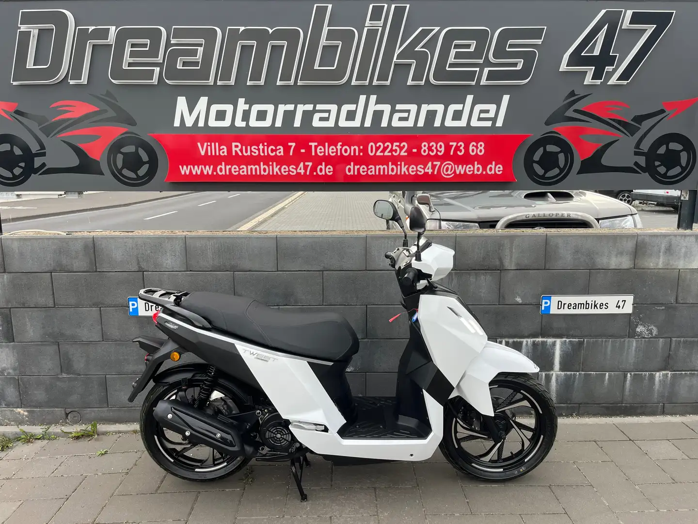Peugeot Tweet 125**NUR 20KM**NEUZUSTAND**HU NEU** Blanco - 1