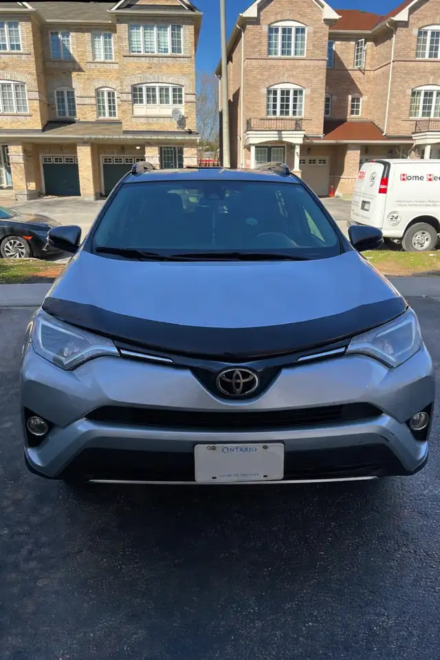 Toyota RAV 4 снимка Toyota RAV 4