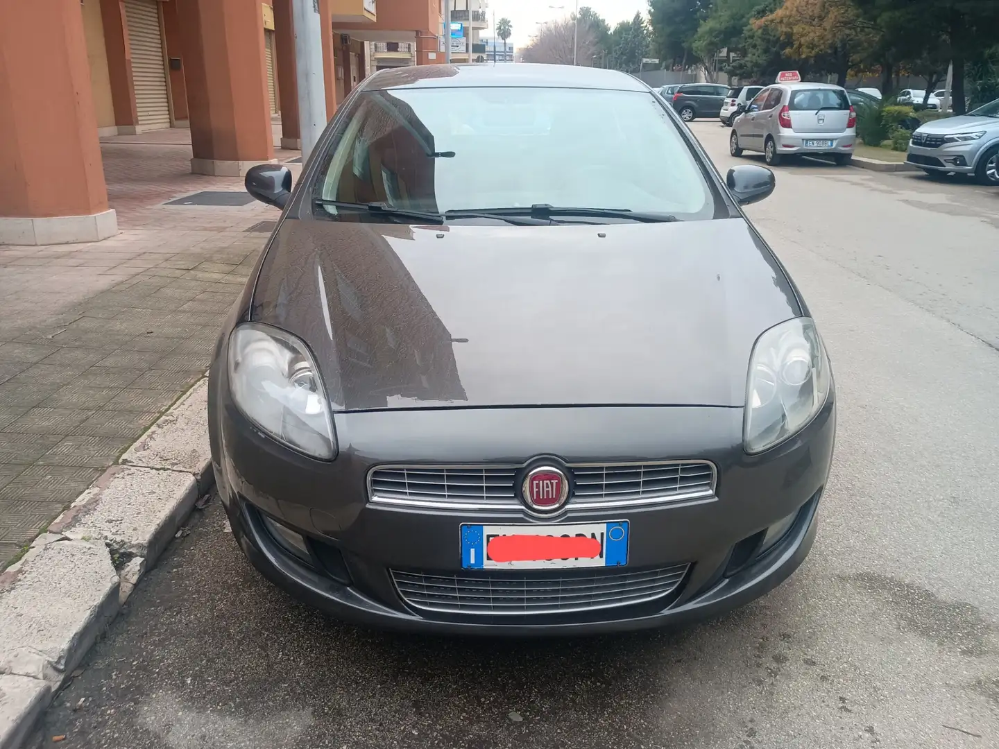 Fiat Bravo 1.6 MJT 120 CV DPF Dynamic Grau - 1
