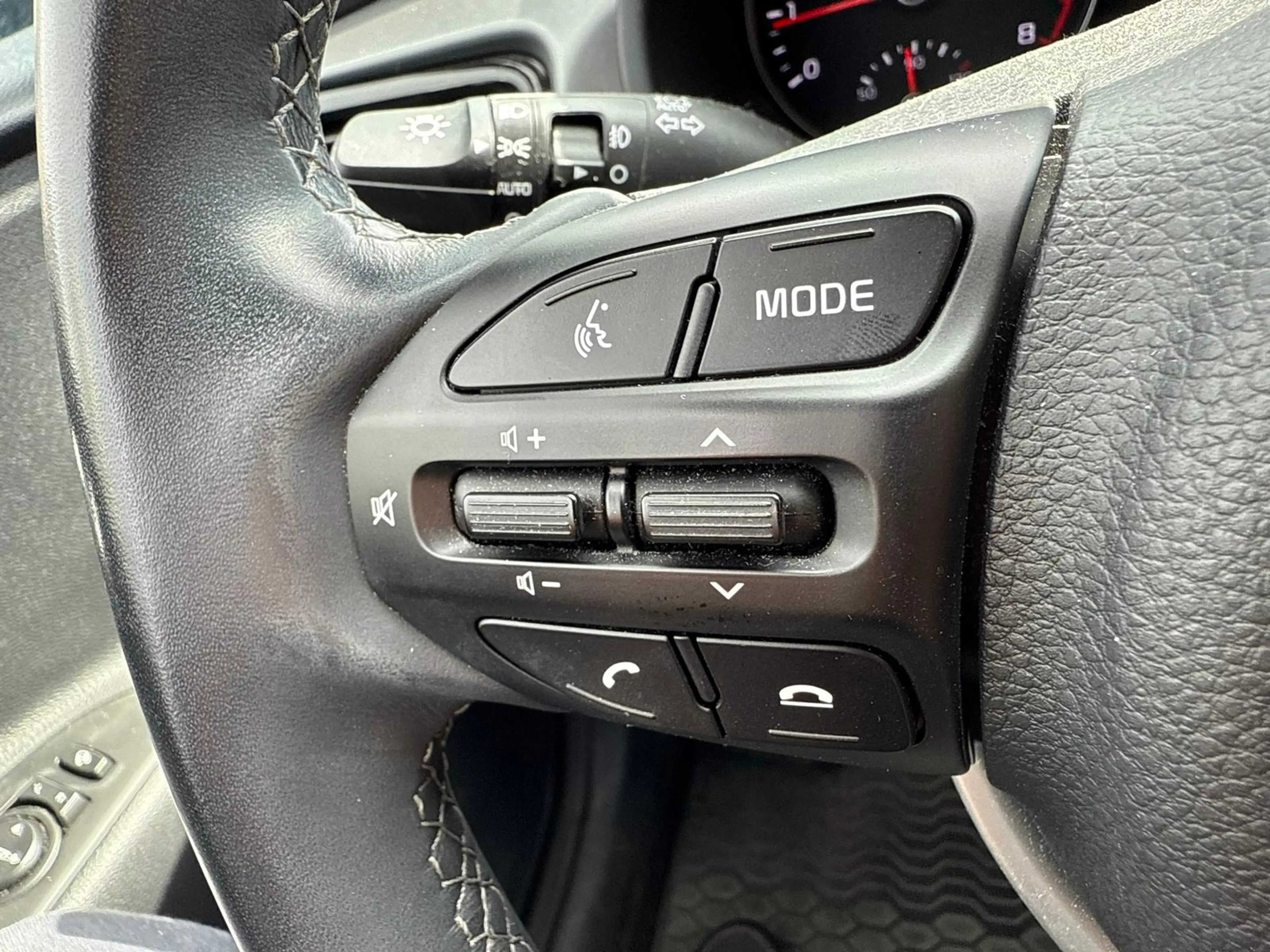 Kia Rio Rio 1.0 T Pulse GARANTIE — photo 15