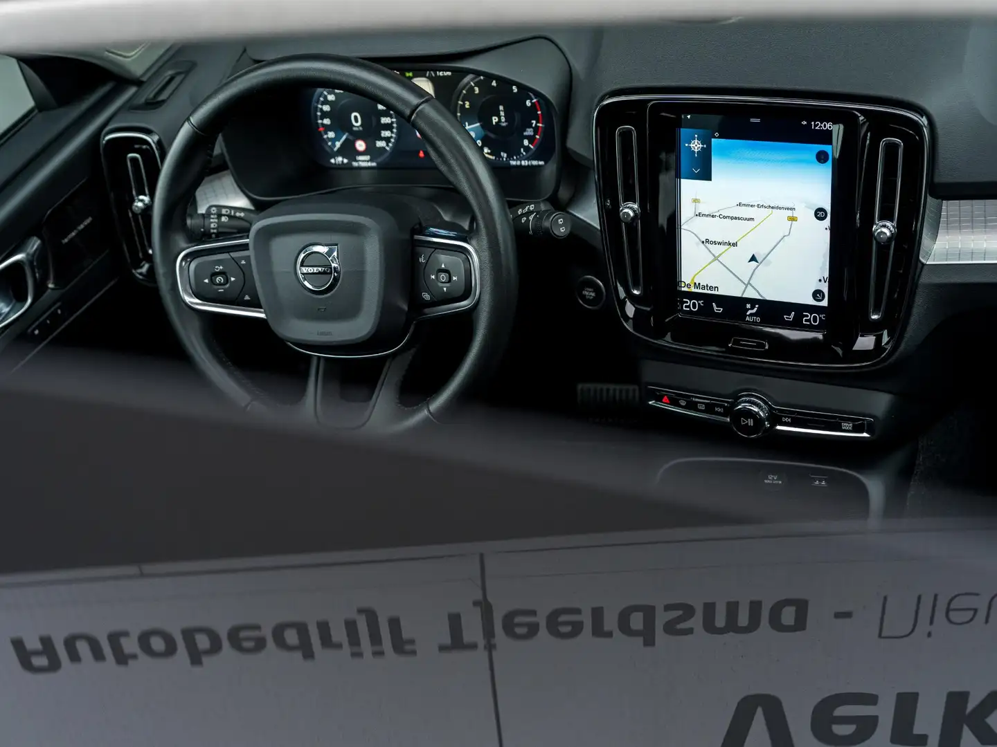 Volvo XC40 2.0 T5 AWD Intro Edition | 1e Eigenaar | Origineel Gris - 2