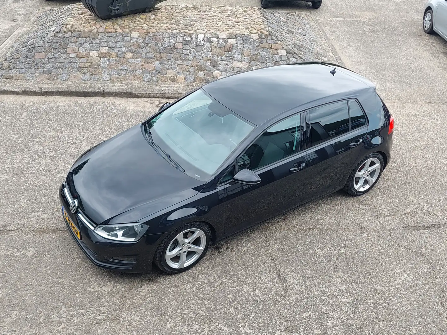 Volkswagen Golf 1.4 TSI Highline AUTOMAAT ADAPT CRUISE PARK ASSIST Zwart - 2