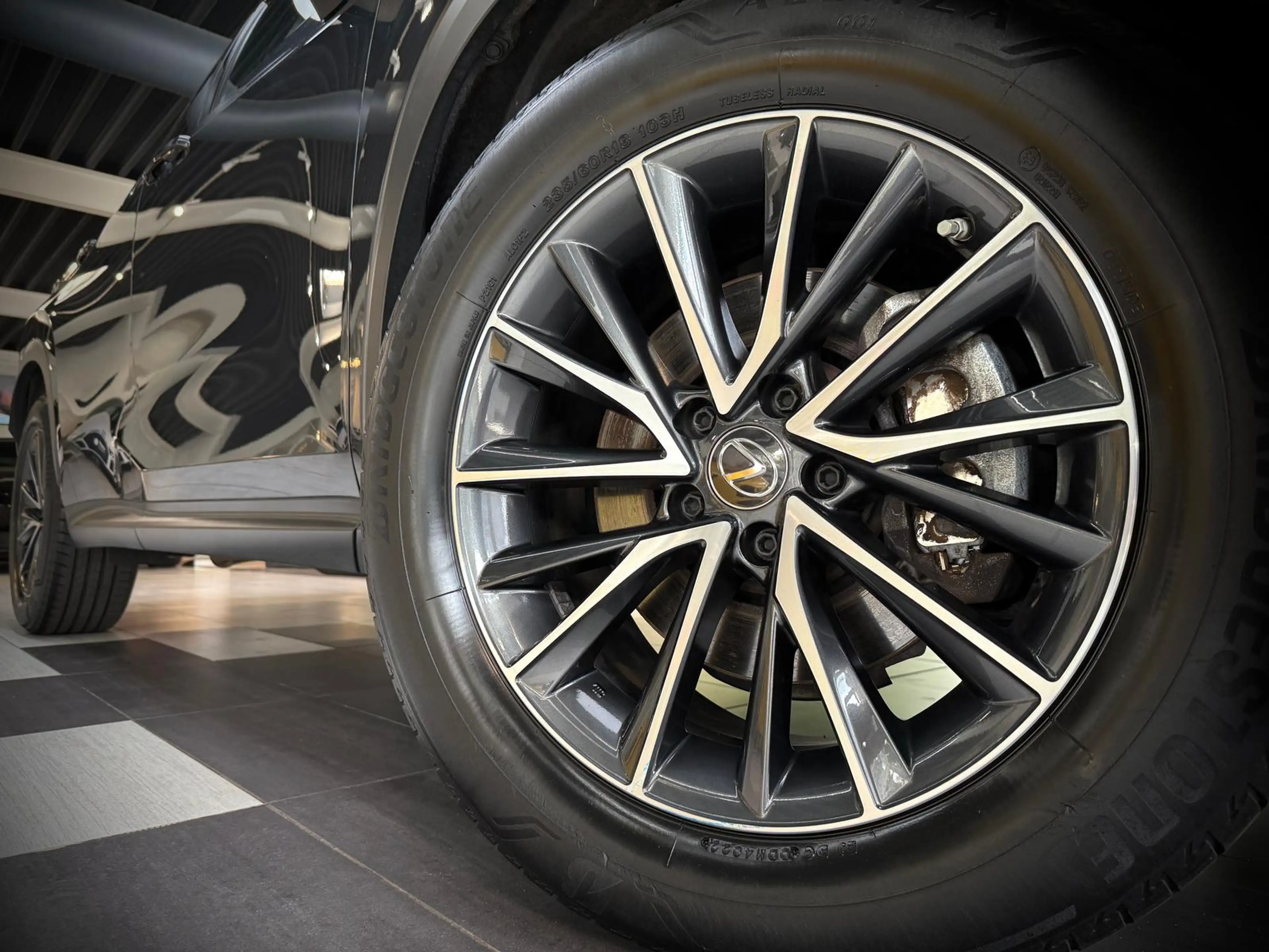 Lexus NX 350h NX 350 h Business Line — photo 6