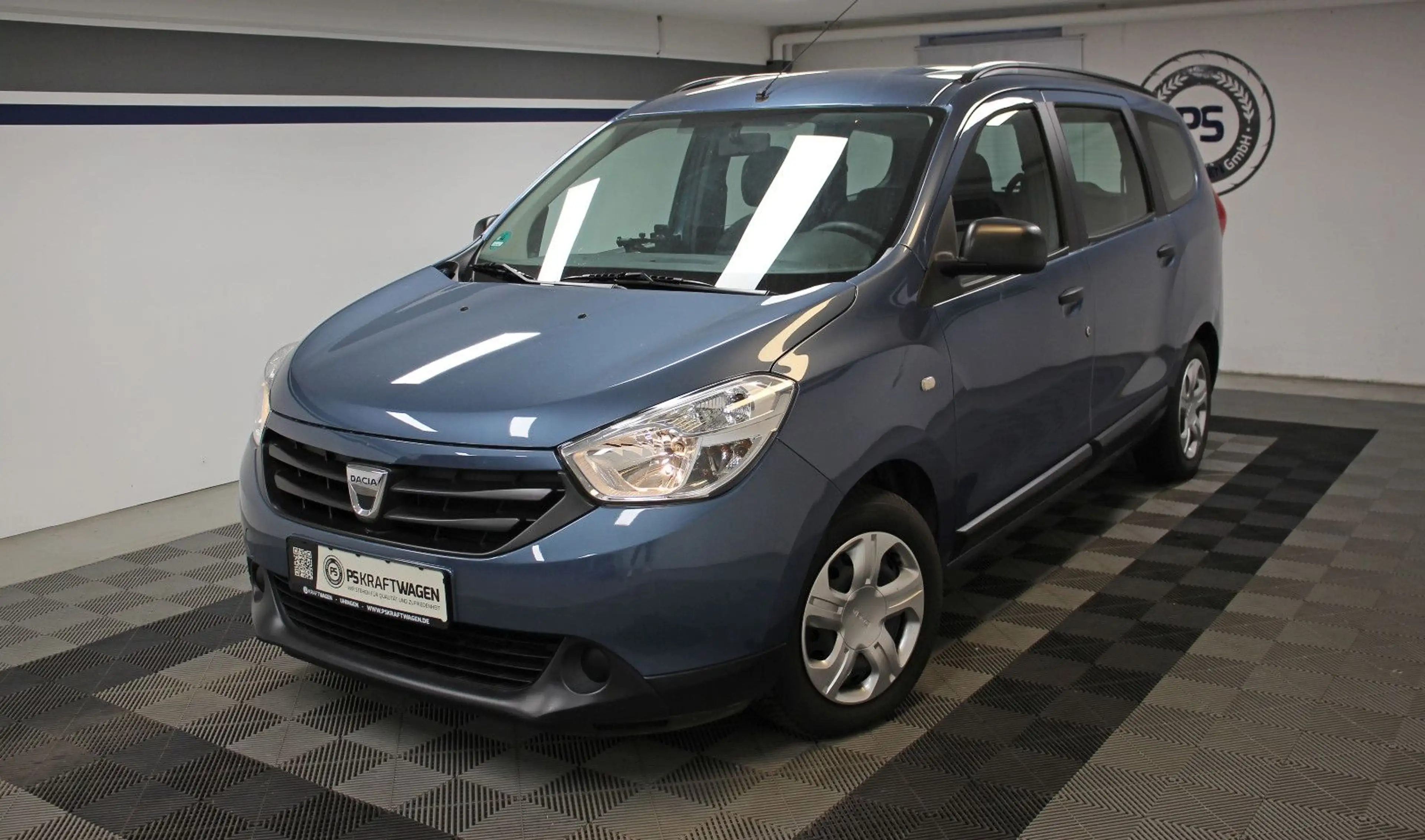 Dacia Lodgy 1.5 dCi TEMP USB TÜV NEU 1.HD 7-SITZER TOP