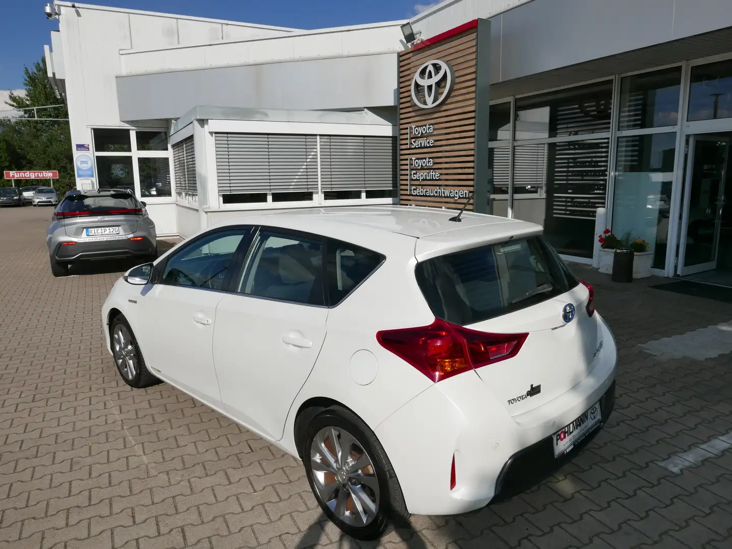Toyota Auris 1.8 Hybrid Life+ KAMERA*SH*IPA*NAVI Blanc - 2