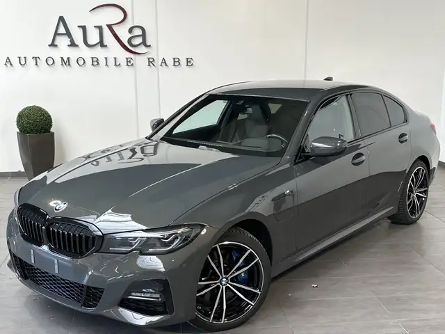 BMW 330 M-Sport NAV+LASER+HEAD-UP+19ZOLL+KAMERA+H&K