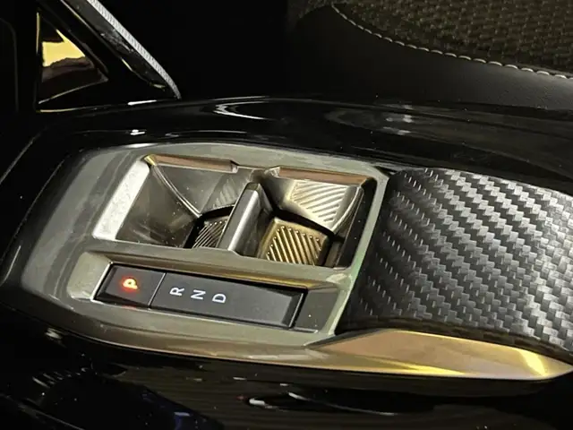 Peugeot 2008 view 13