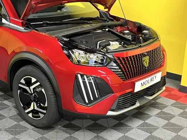 Peugeot 2008 view 5