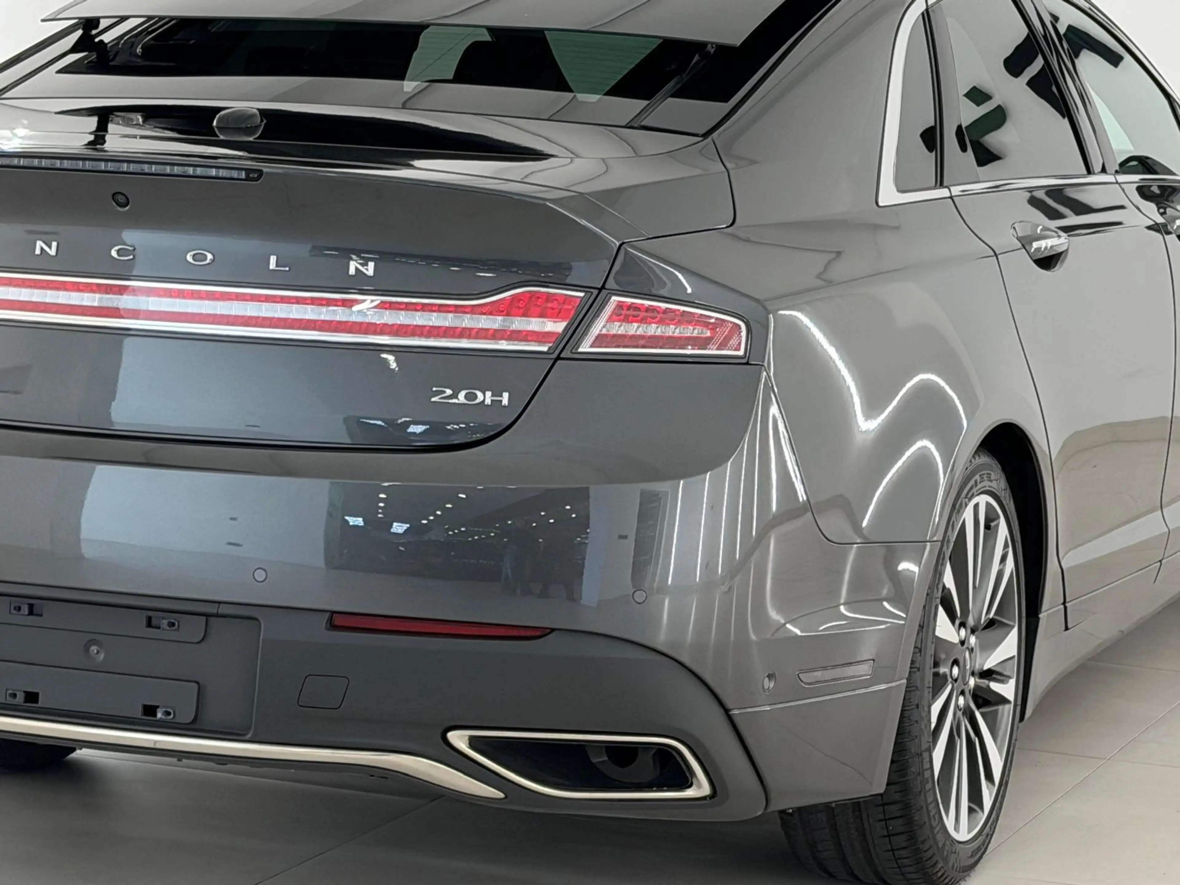 Lincoln MKZ 2.0L HEV Reserve ACC / PANO / Carplay — photo 5