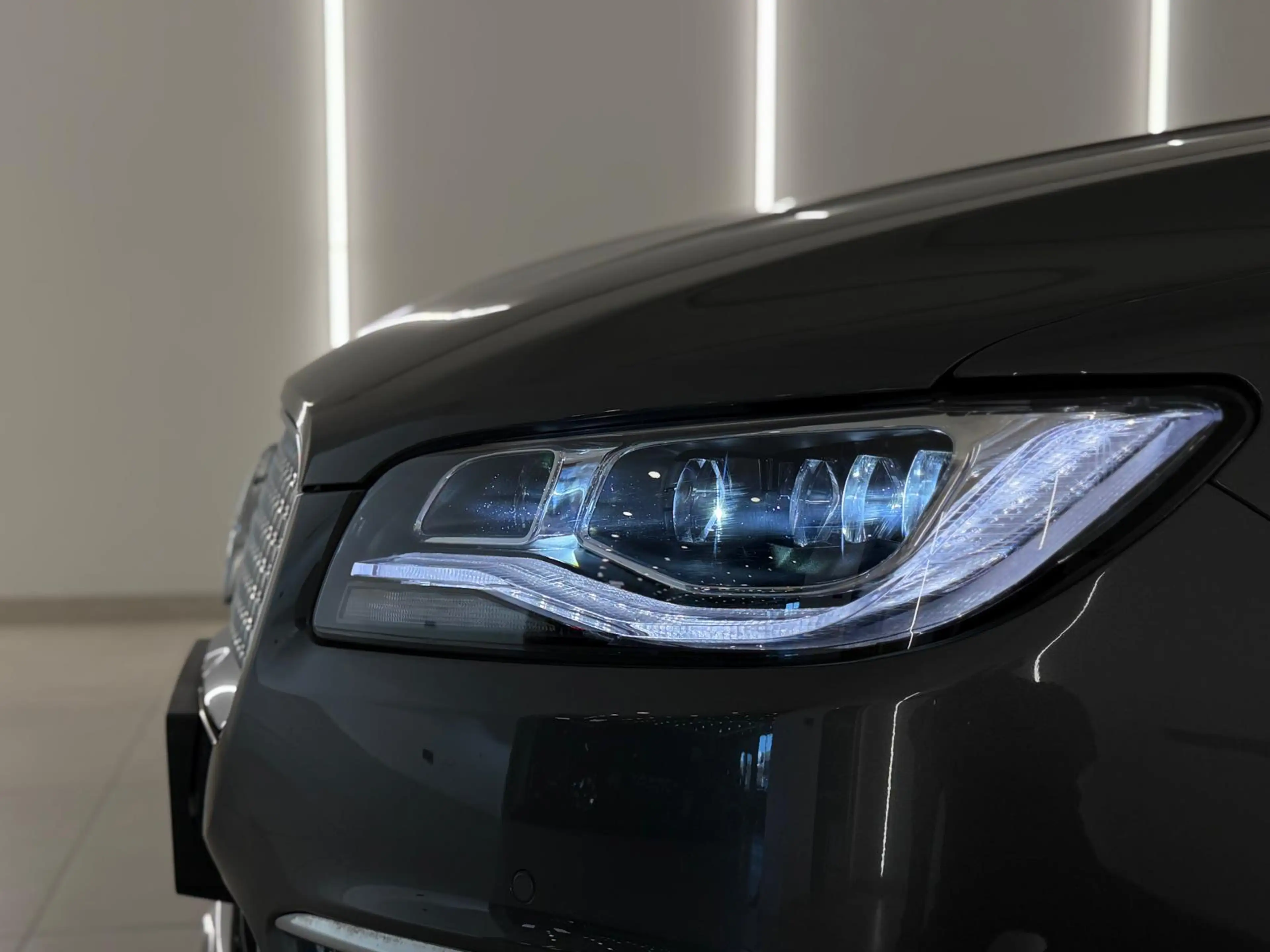 Lincoln MKZ 2.0L HEV Reserve ACC / PANO / Carplay — photo 4