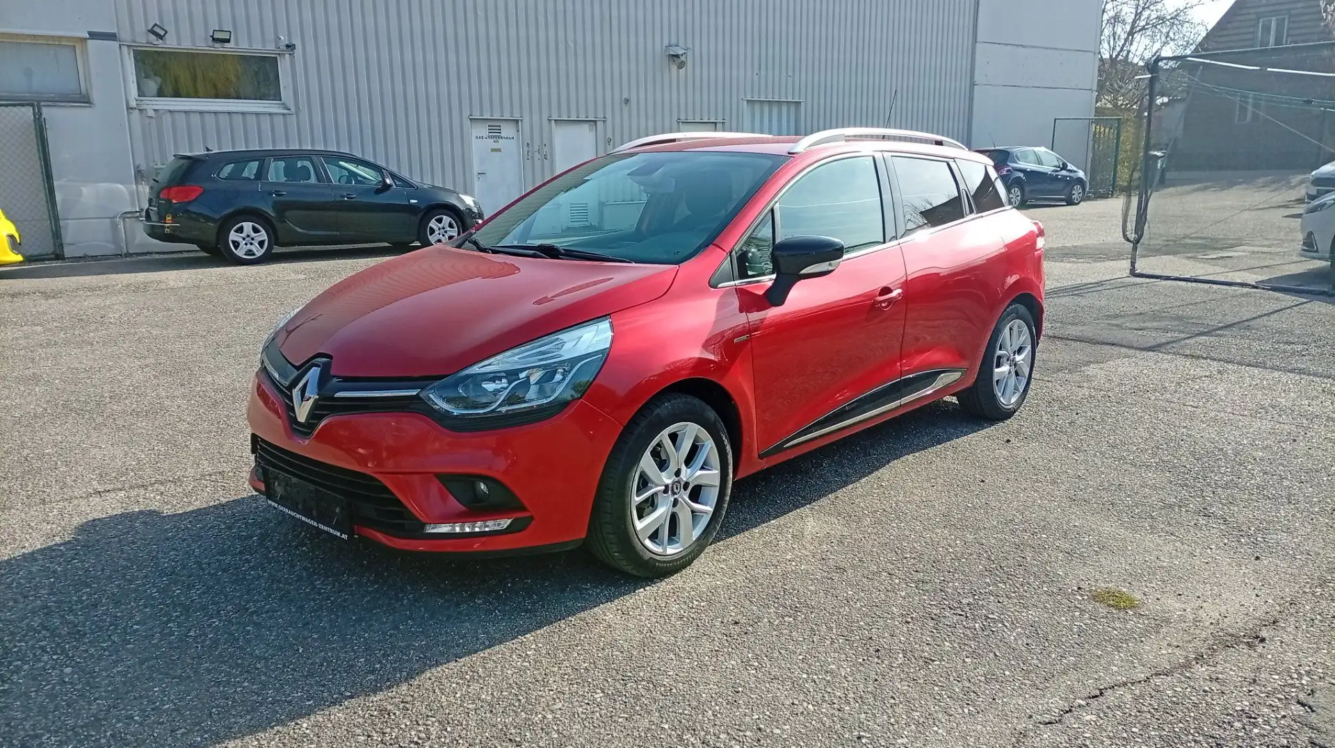 Renault Clio IV 0.9 TCe 90 eco² Limited Rot - 1