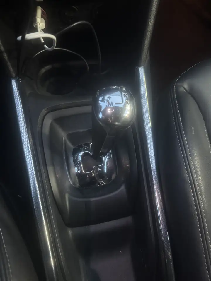 Peugeot 2008 2008 — photo 2