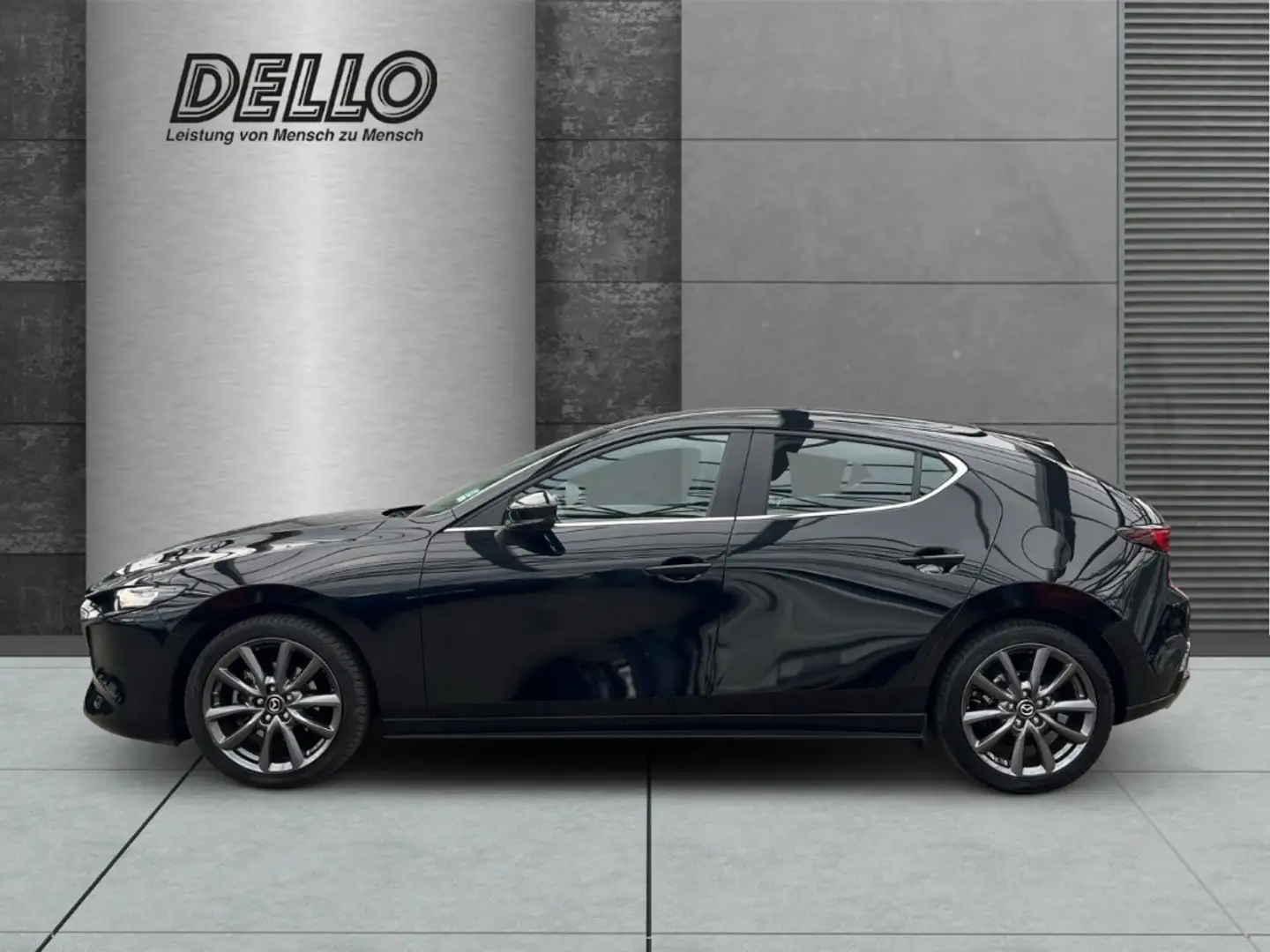 Mazda 3 Selection 2.0 M-Hybrid HUD Navi Bose 360 Kamera LE Zwart - 2