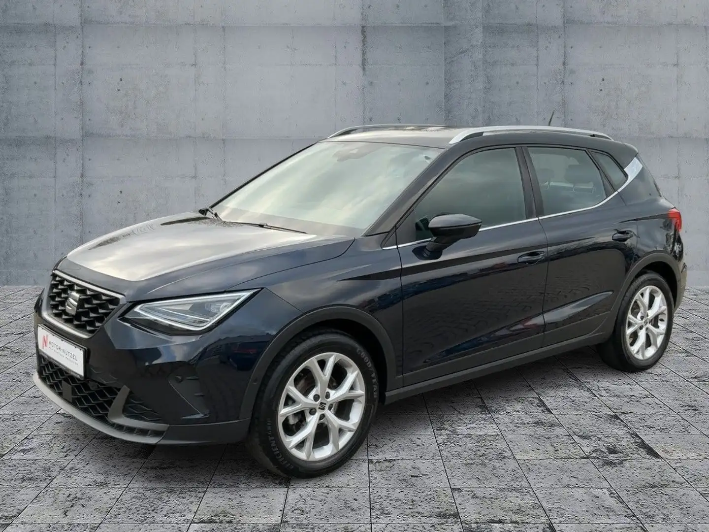 SEAT Arona 1.5 DSG FR LED+NAV+AHK+APP+SHZ+RFK+2xPDC Bleu - 2