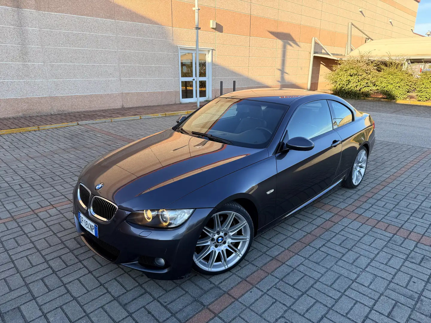BMW 335 335i Coupe Msport, 2 prop. TAGLIANDO COMPLETO Šedá - 1