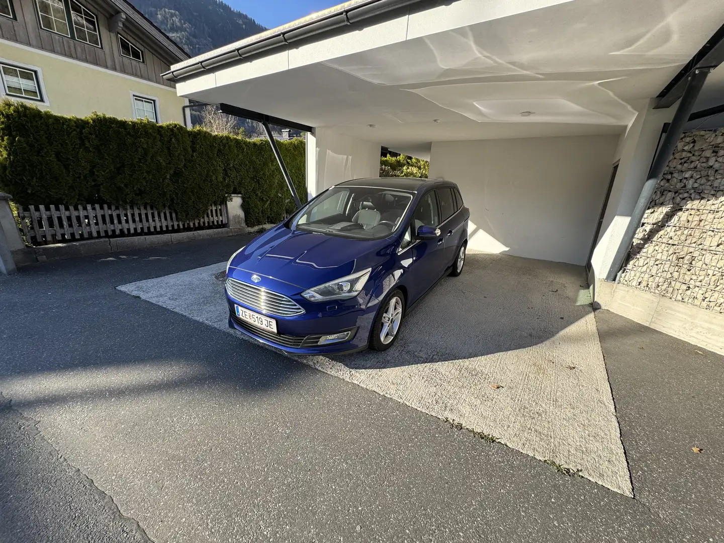 Ford C-Max Titanium 2,0 TDCi Powershift - 2