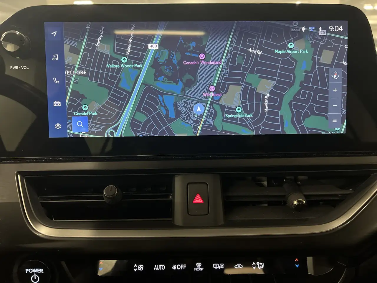 Lexus UX снимка Lexus UX