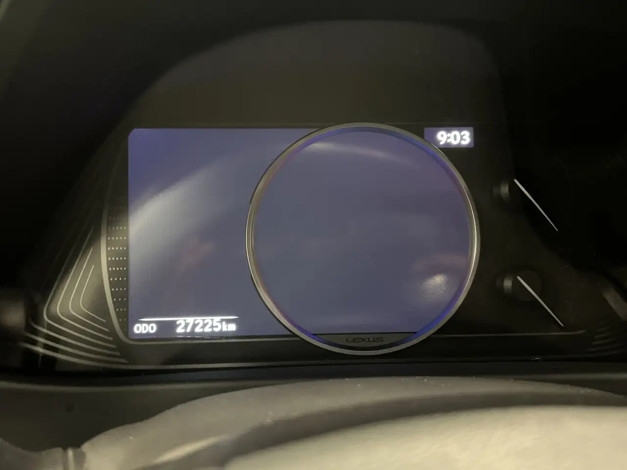 Lexus UX снимка Lexus UX