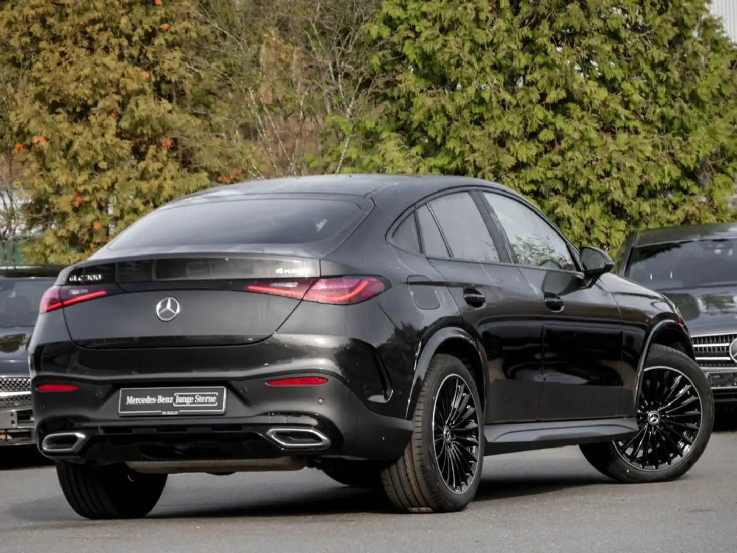 Mercedes-Benz GLC 300 4MATIC Coupé AMG-Sport+Night+Digital+AHK Grigio - 2