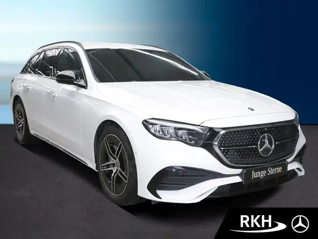 Mercedes-Benz E-Class view 2