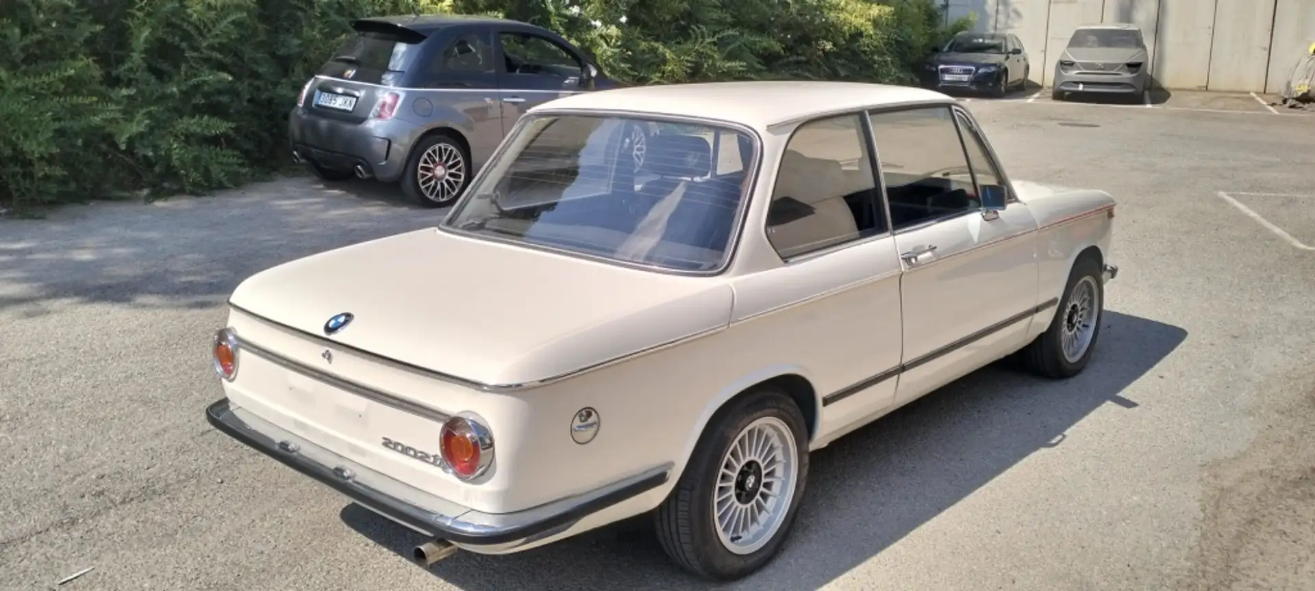BMW 2002 tii Bianco - 2