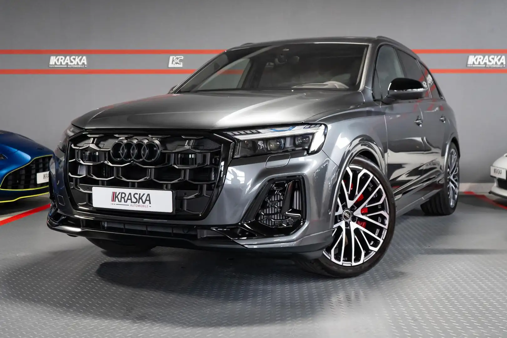 Audi SQ7 4.0 TFSI quattro AHK PANO B&O STHZ 7-SITZER Gris - 2