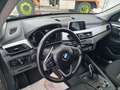 BMW X1 sDrive 18 d Advantage Schwarz - thumbnail 13
