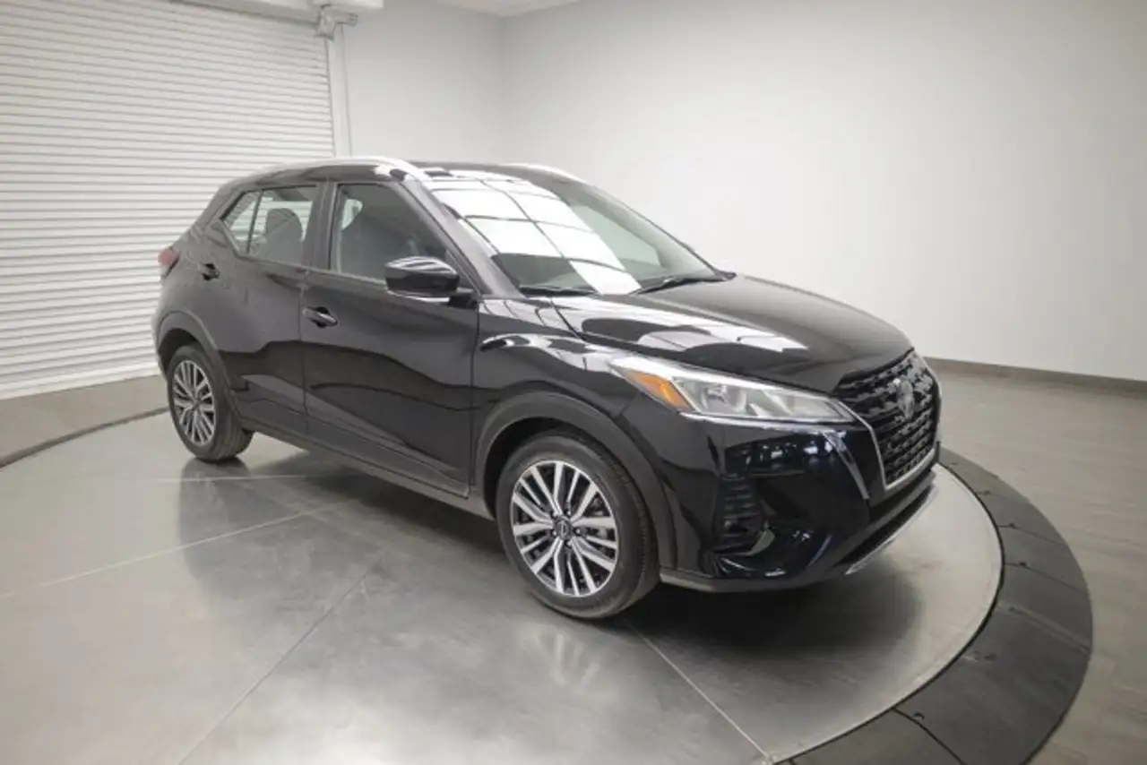 2025 Nissan Kicks
