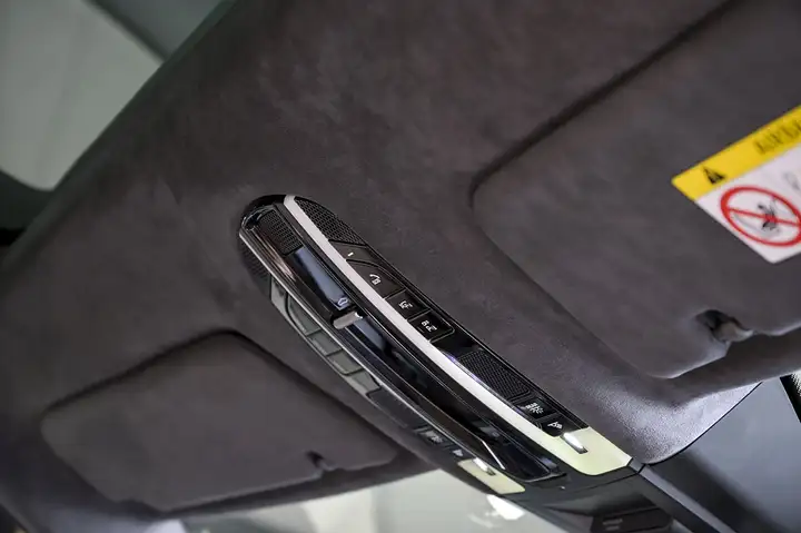 Porsche Cayenne Coupé Turbo S E-Hybrid 4.0 2022, foto 49