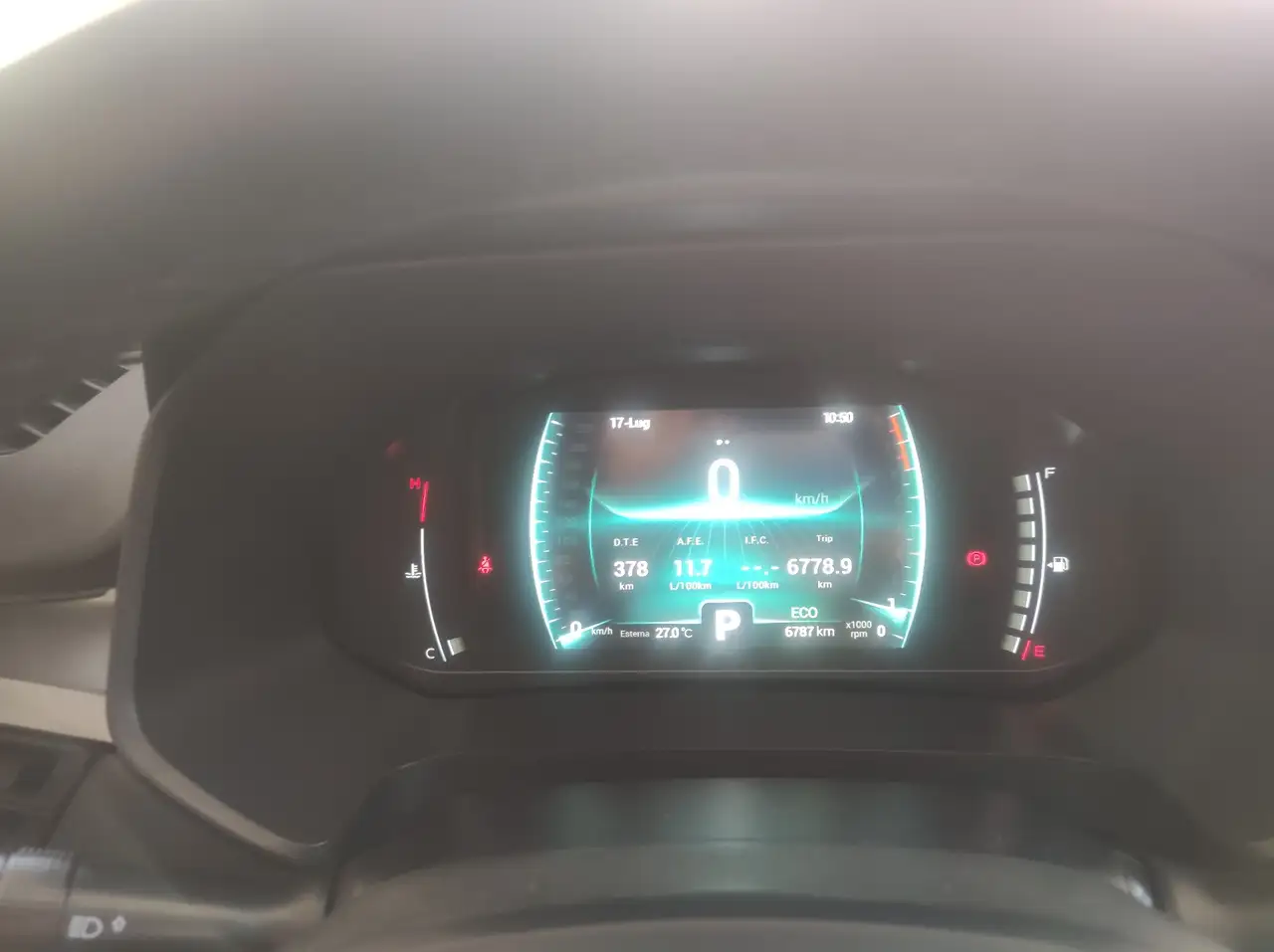 DR Automobiles DR5.0 2025