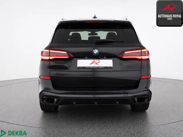 BMW X5 view 4