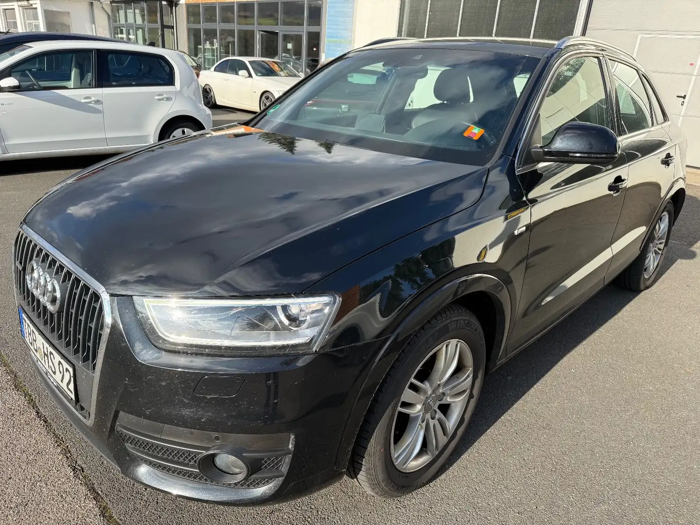 Audi Q3 2.0 TDI quattro S line Xenon Plus Tempo AHK Schwarz - 1