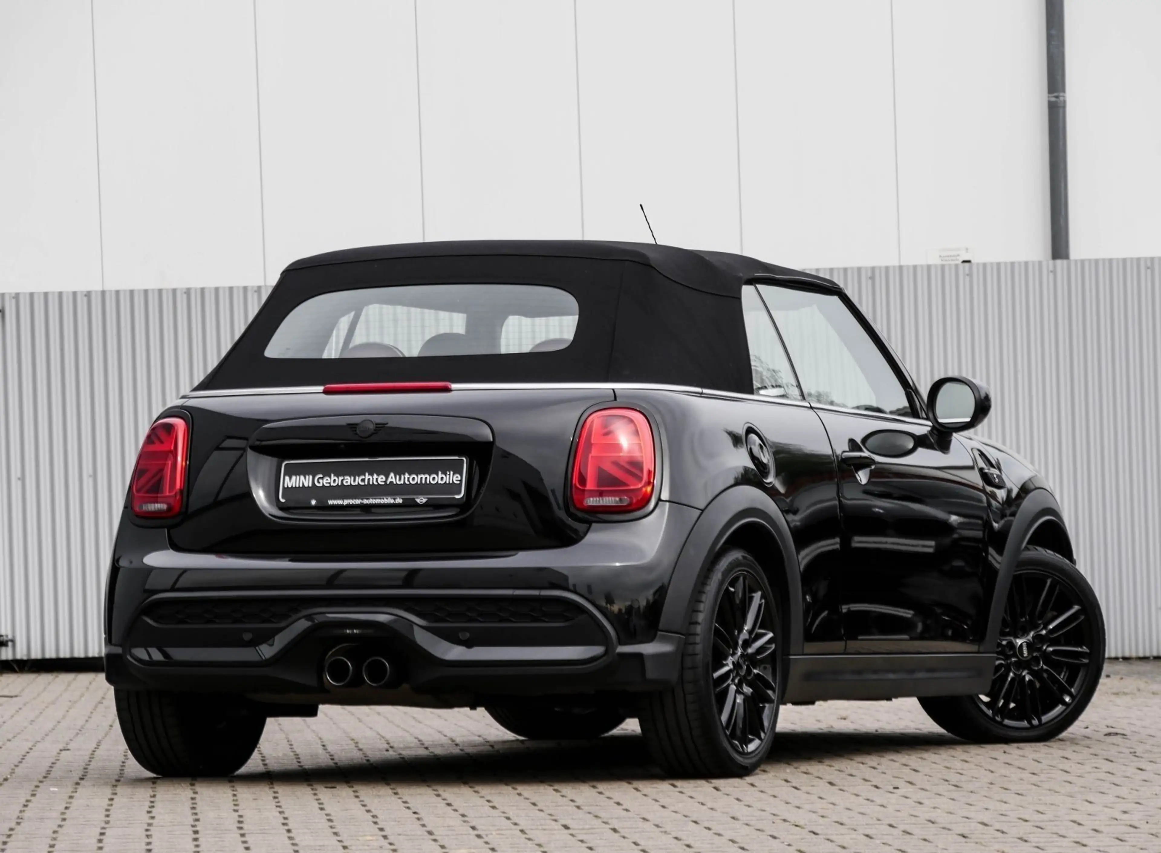MINI Cooper S Cabrio Cooper S Cabrio LED Komfortz. RFK HuD H/K — photo 2