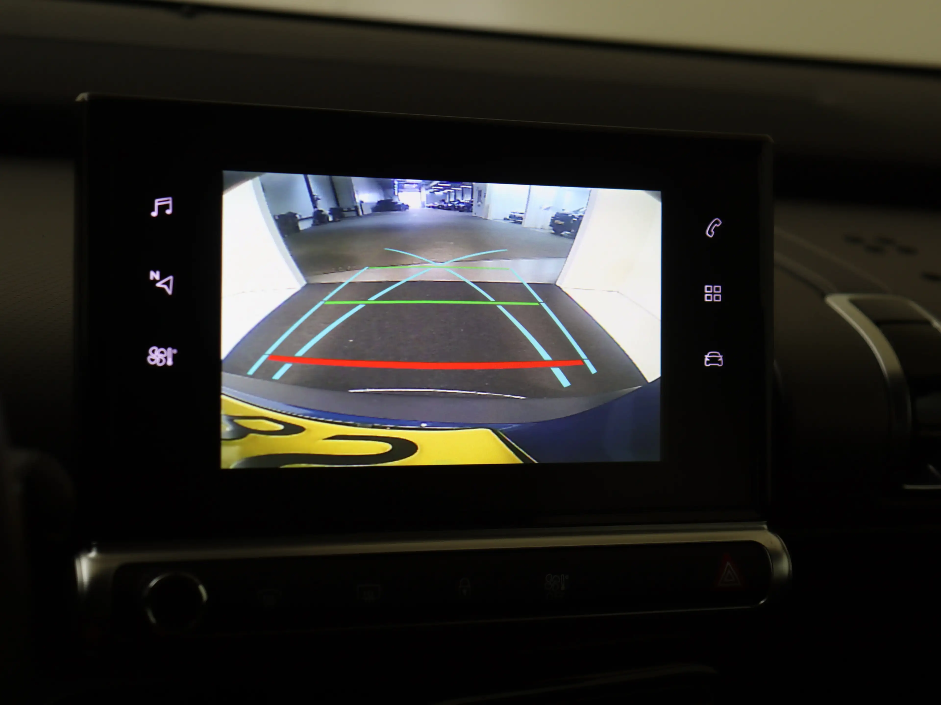Citroen C4 Cactus 1.2 PureTech Business — photo 14